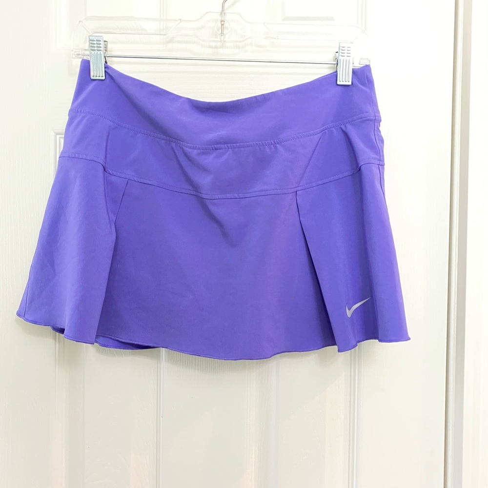 Women’s Nike golf skirt